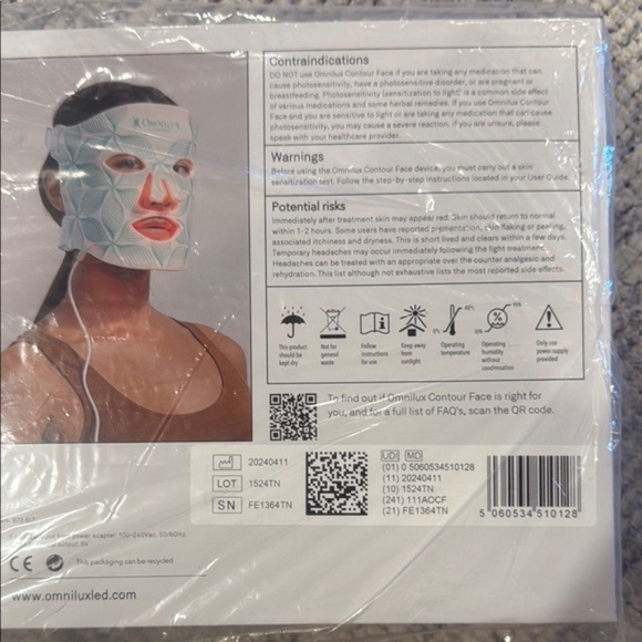 Omnilux Contour LED Light Therapy Device - Picture 2 of 2